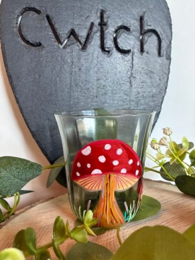Bryn - mushroom (small)